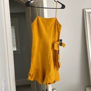 Express linen summer mini dress in mustard color ♥️NWT
